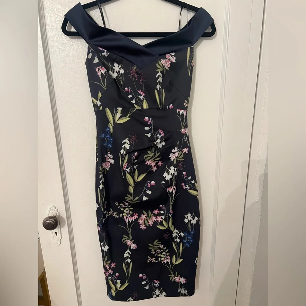 Karen Millen dress - Picture 1 of 6